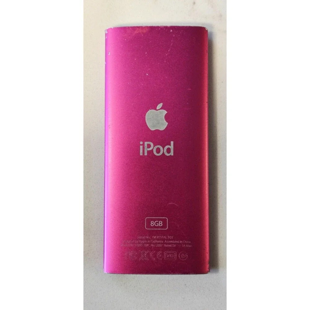 Apple iPod Nano 4th Gen Pink 8GB FOR PARTS Powers On Bad Backlight & Case Bundle